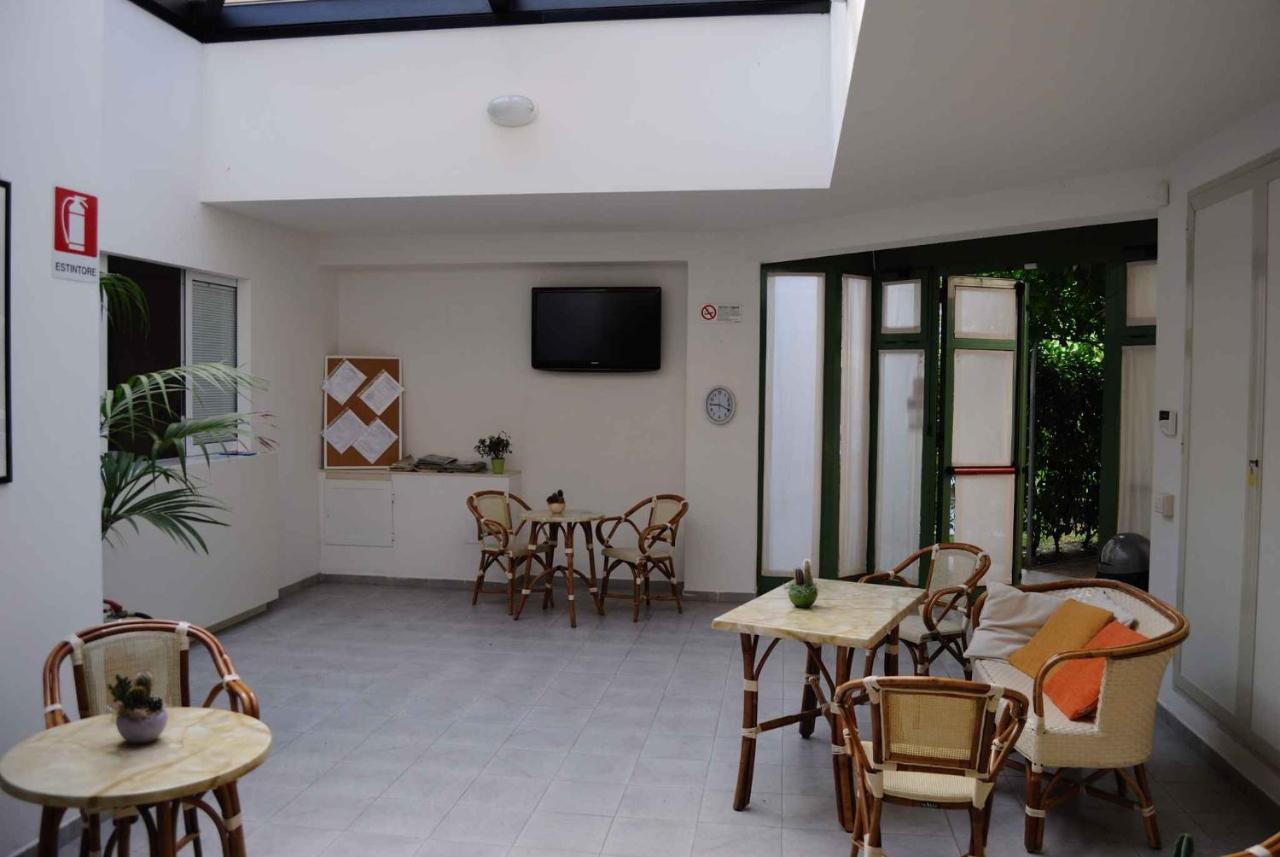 Apartment In Marina Di Massa - Toskana 24103 Εξωτερικό φωτογραφία
